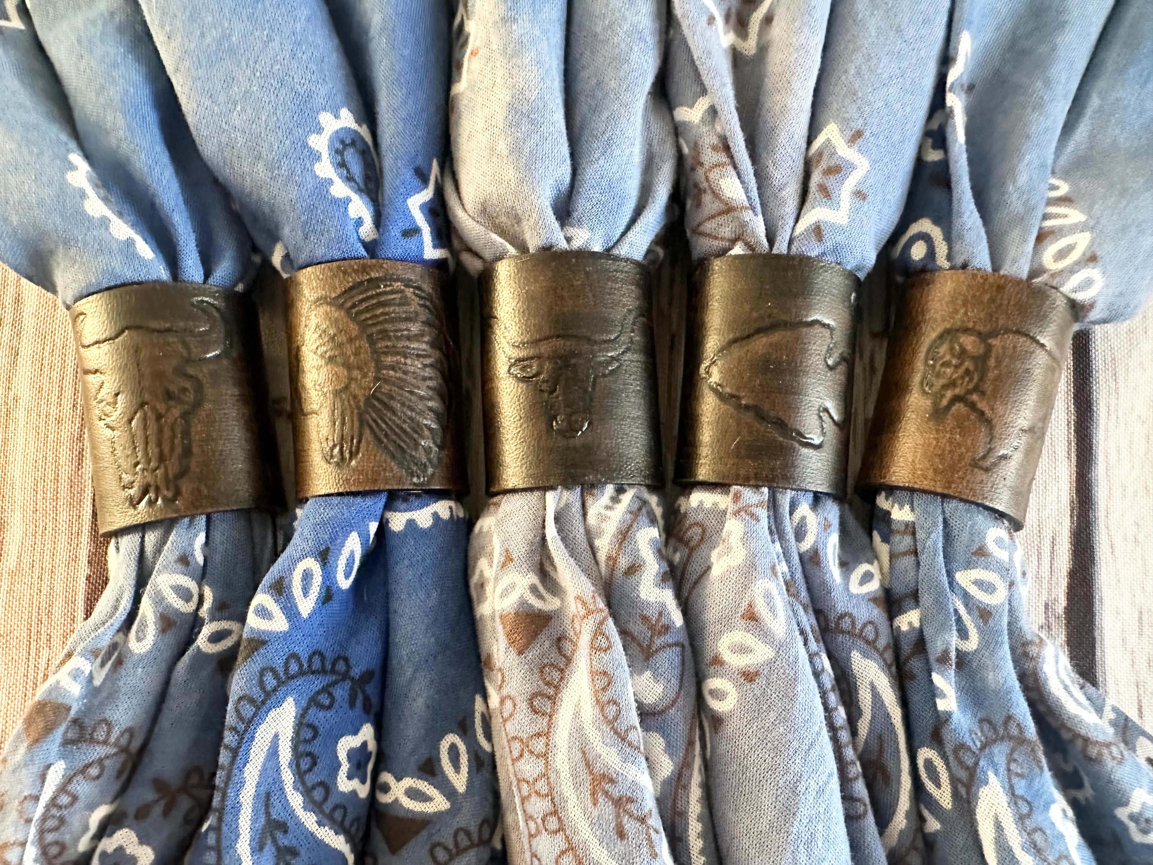 Bandana Slides & Charms