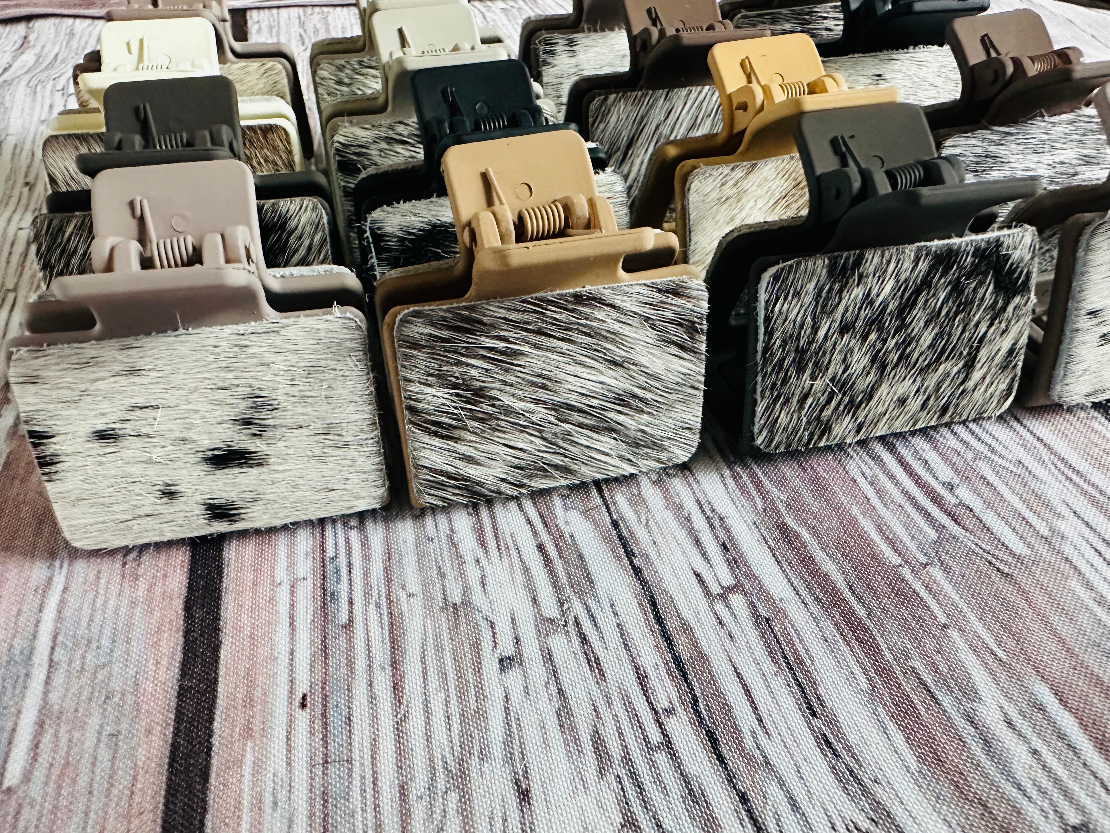 2” Neutral Cowhide Clip Bundle