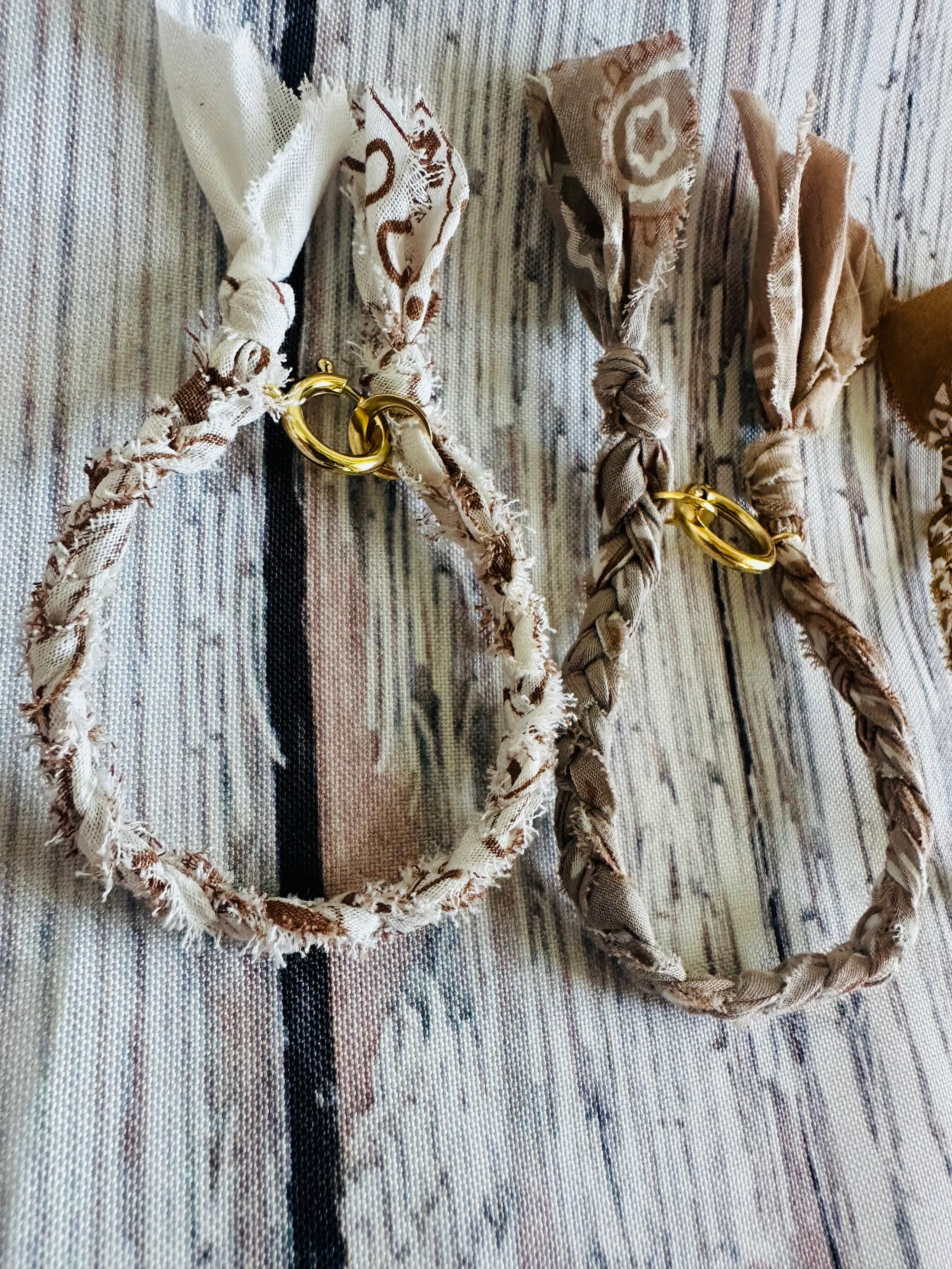 Charm Bar Jump Ring Bracelet