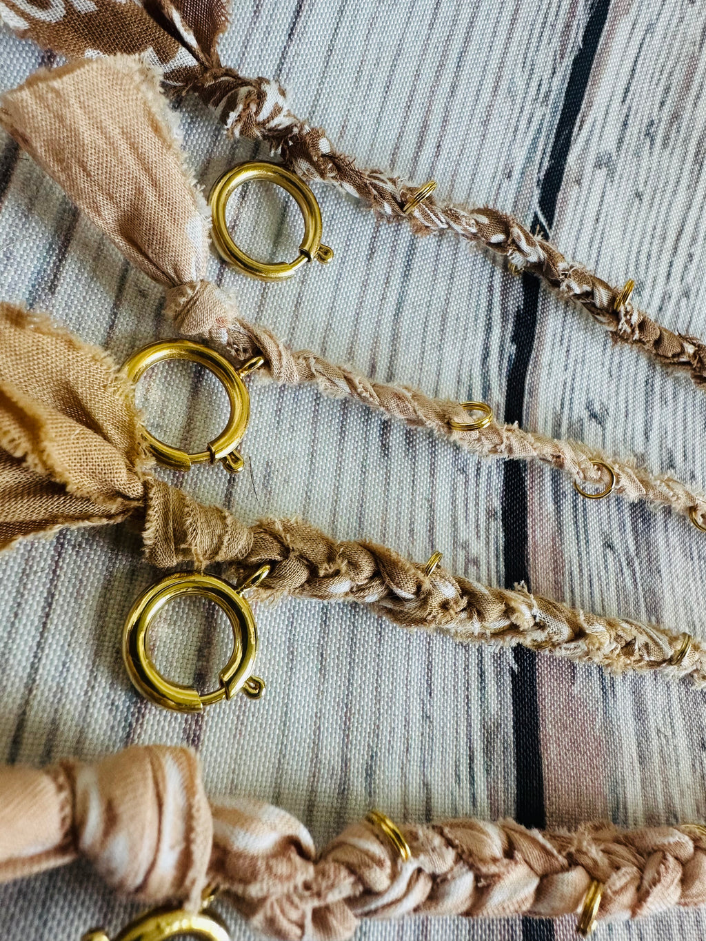 Charm Bar Jump Ring Bracelet