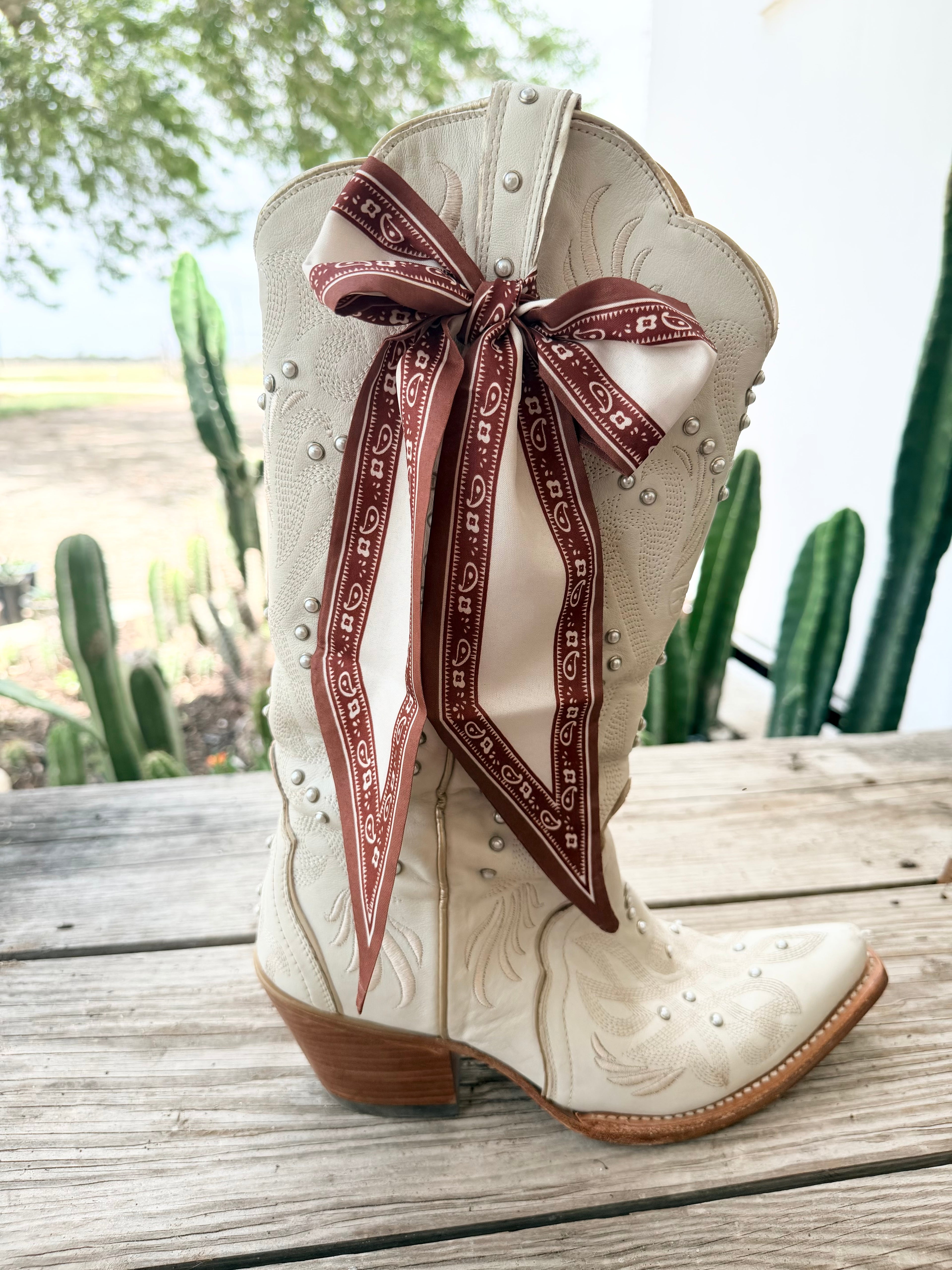 Boot Twilly- Maroon Paisley