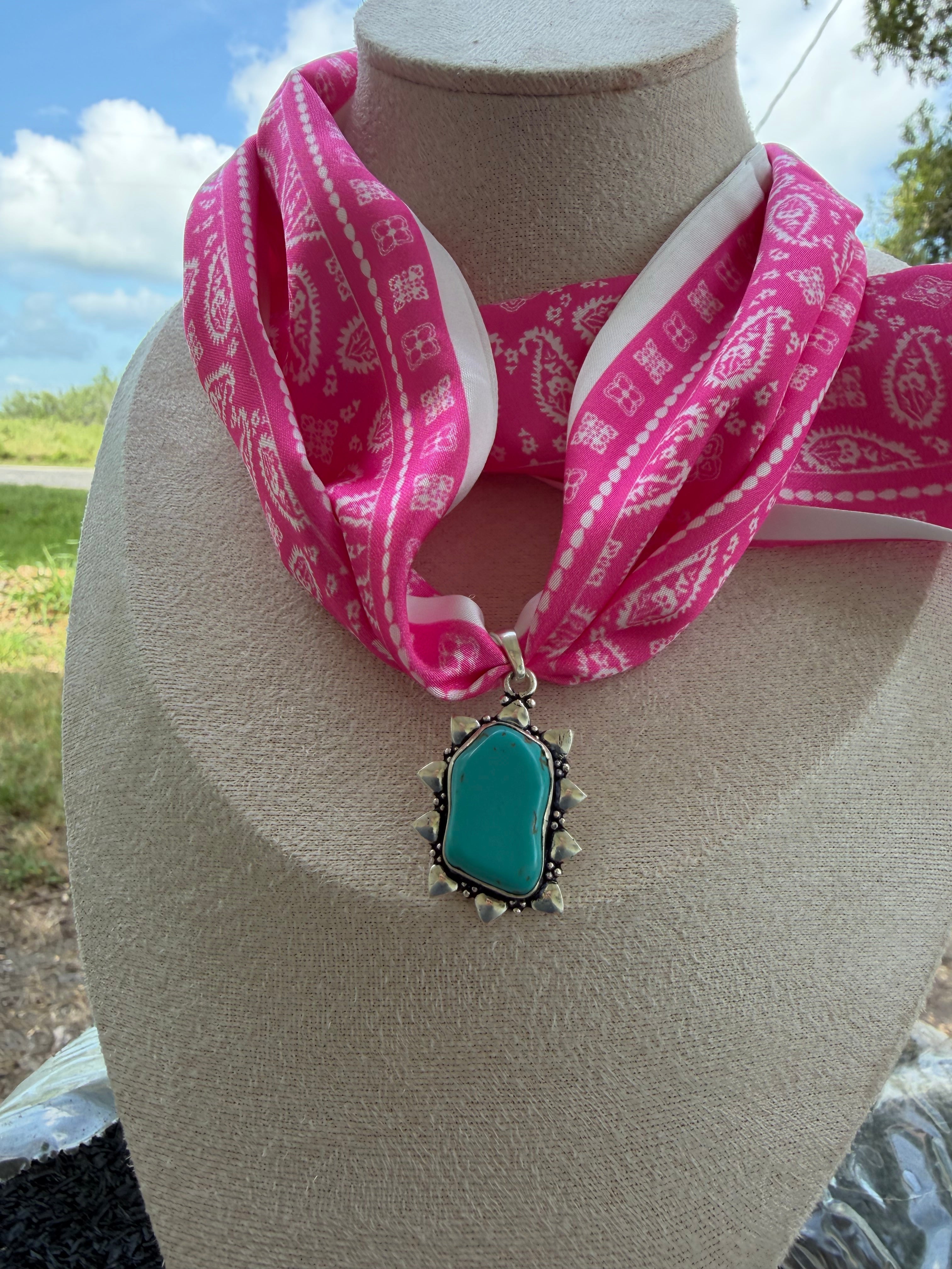 5 Hot Pink Paisley Twillys