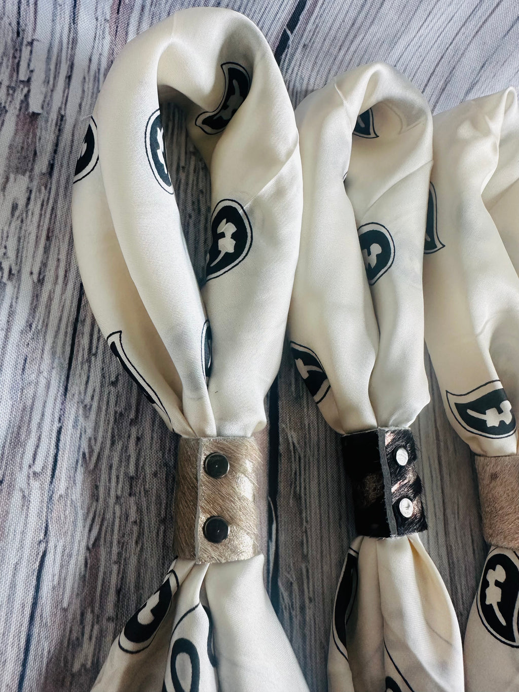 Ivory Paisley Wild Rags