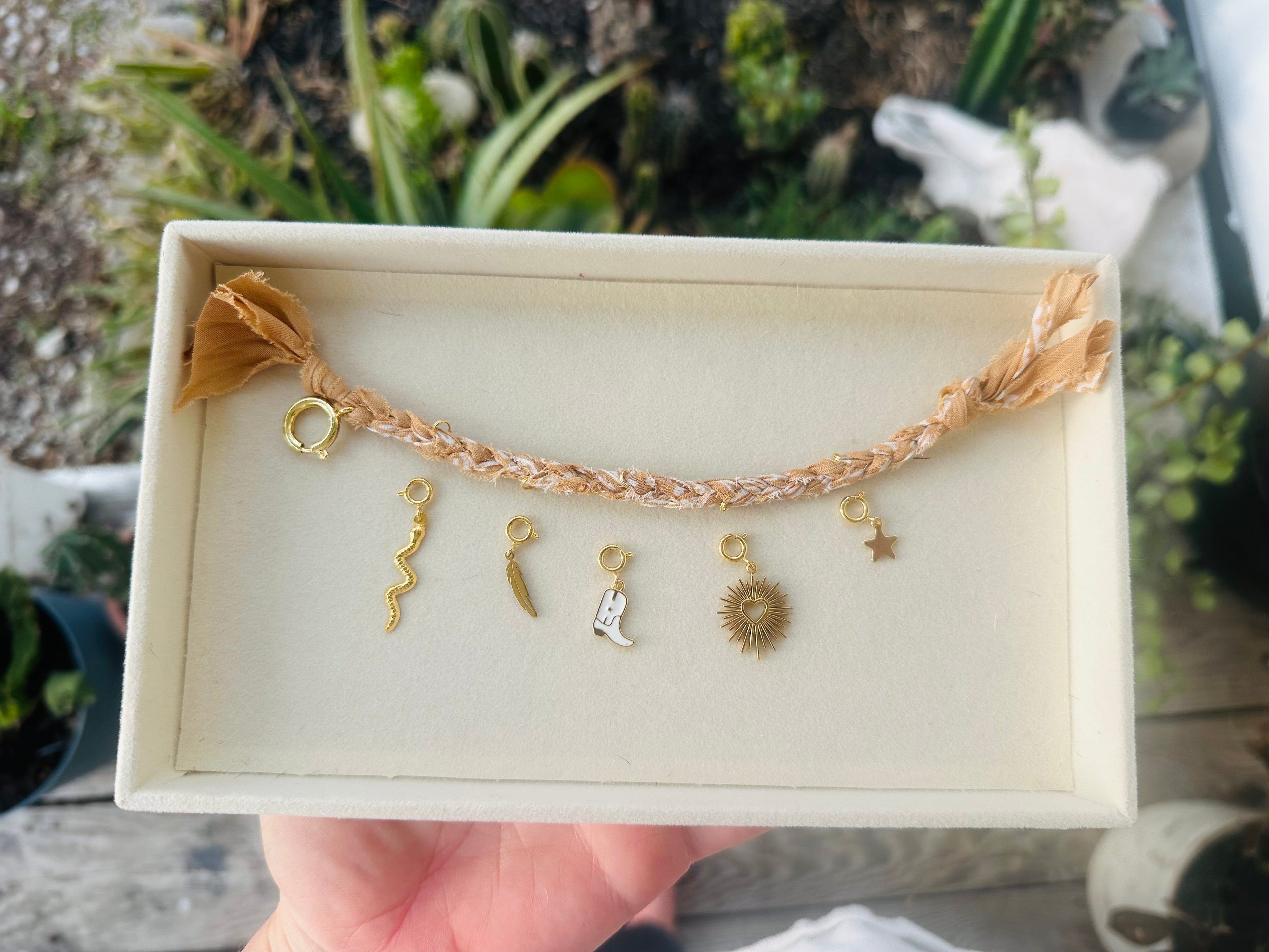 Charm Bar Jump Ring Bracelet