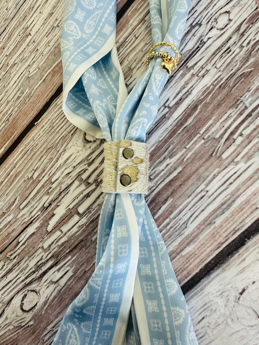 5 Baby Blue Paisley Twillys