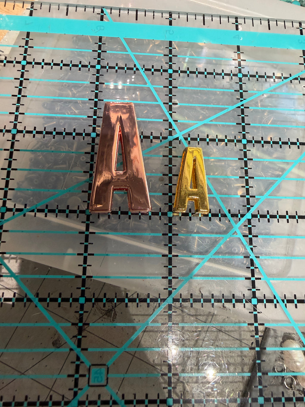 Small Twilly Letter Slide